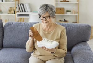 Footwear Choices That Help Prevent Falls Among Seniors